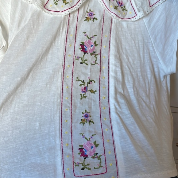 Anthropologie floral embroidered collared tee - Picture 4 of 8